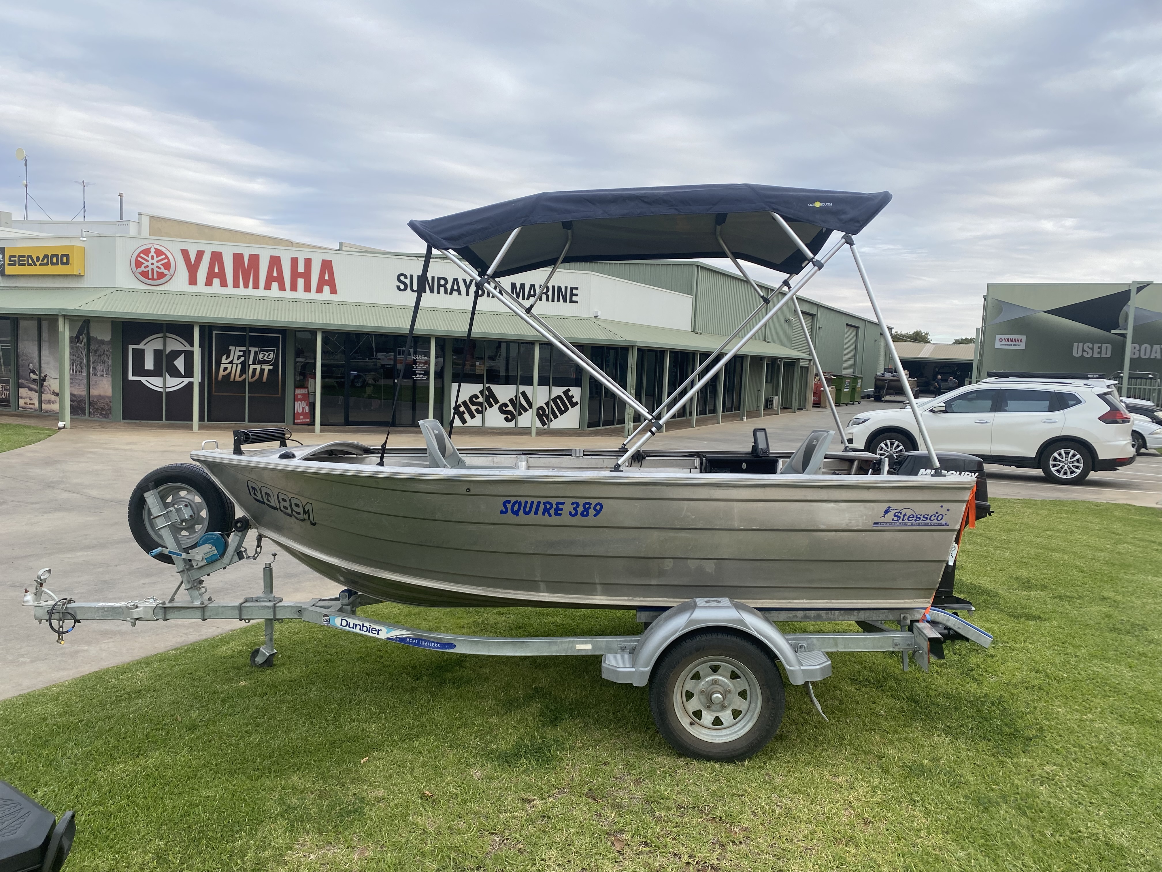 squire 389